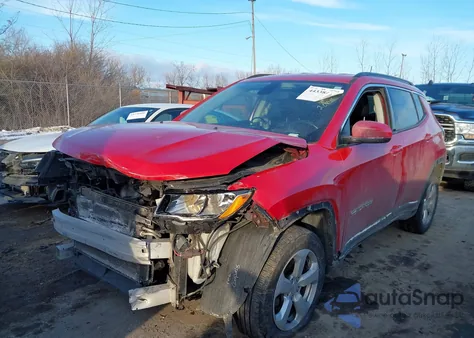 2018 Jeep Compass Latitude 4X4 z USA, uszkodzony, nr VIN 3C4NJDBB2JT265905